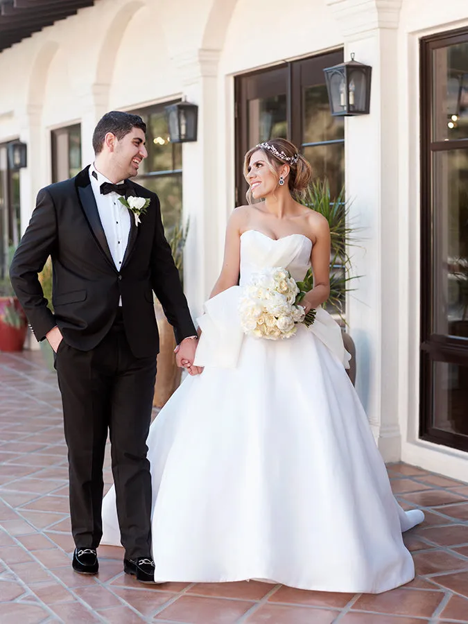 2019 Satin Wedding Dress with Chiffon Ruffles Sweetheart Ball Gown Wedding Dress Beaded
