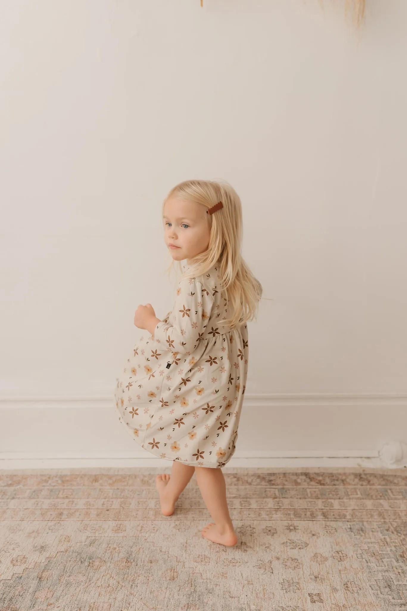 3Q sleeve dress