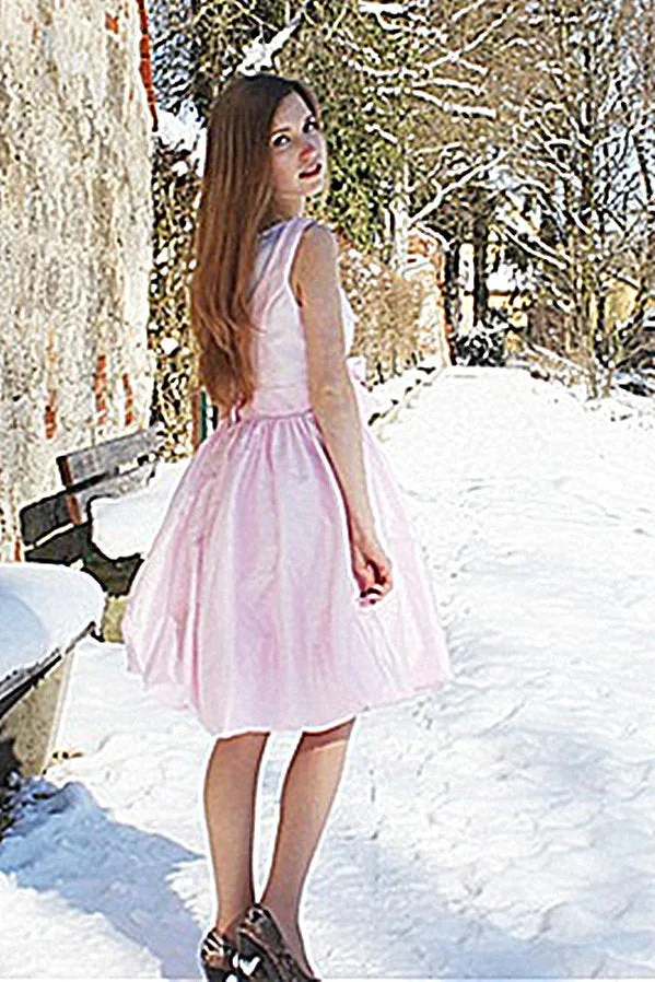 A-line Wide Straps Knee Length Chiffon Flower Prom Dress