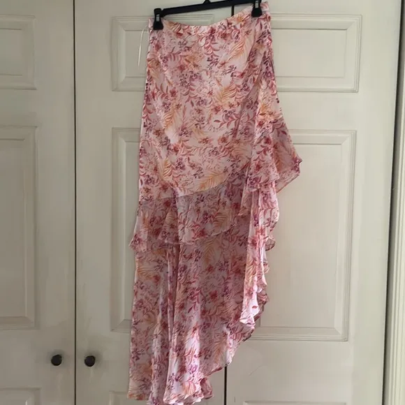 Amur silk skirt size 4 like new condition