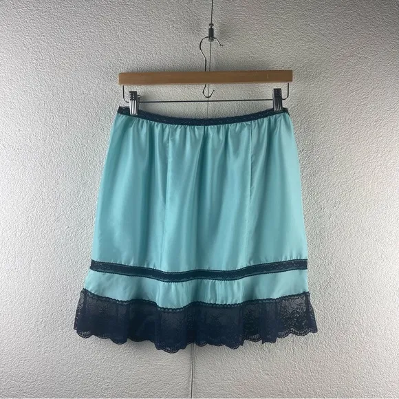 Anthropologie l S Eloise Retro Pinup Robin Blue Silk Lace Ruffle Hem Half Slip