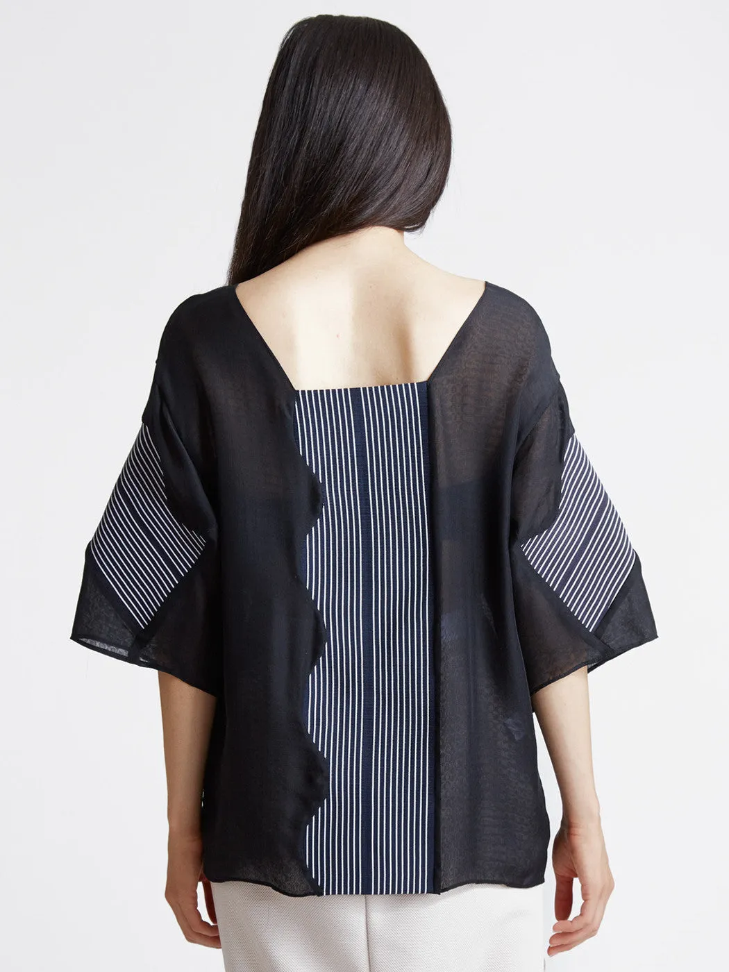 Curved Rib Top Navy/White