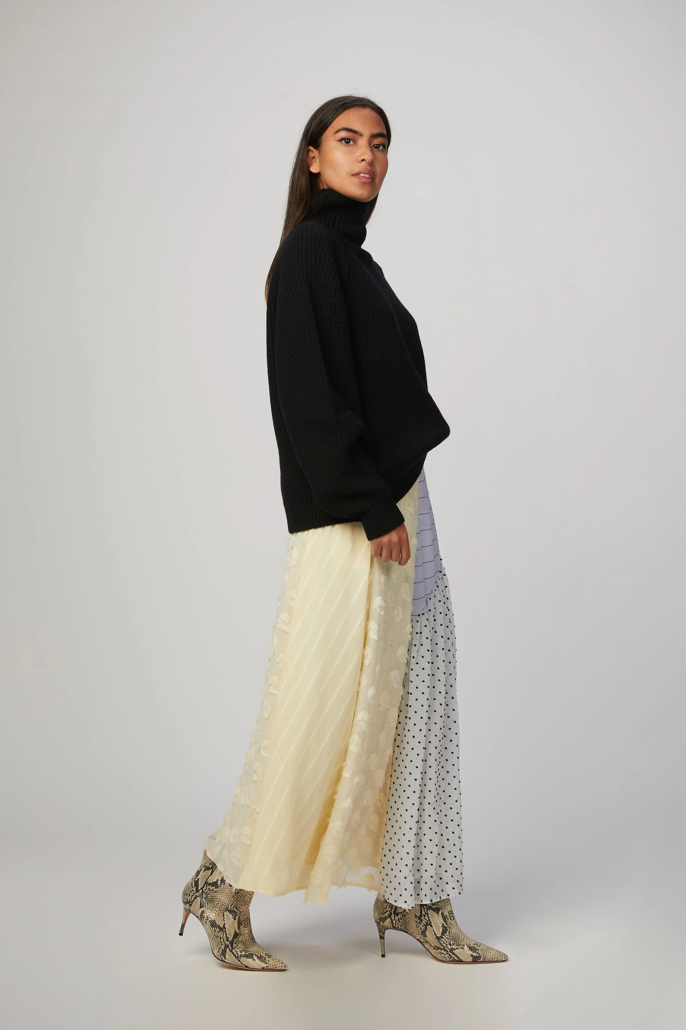 FIONA SWEATER