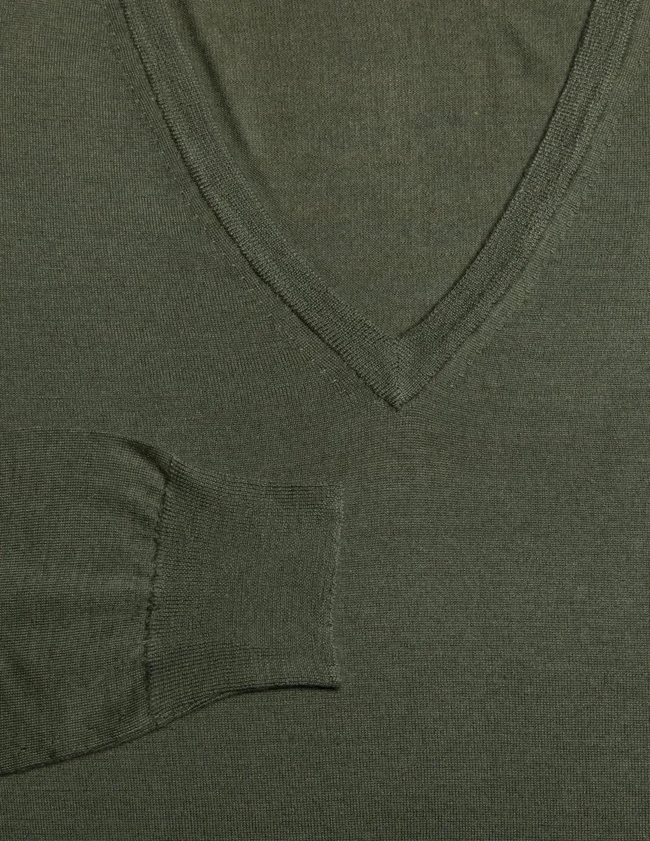 Fiori Di Lusso Olive Green V-Neck Sweater