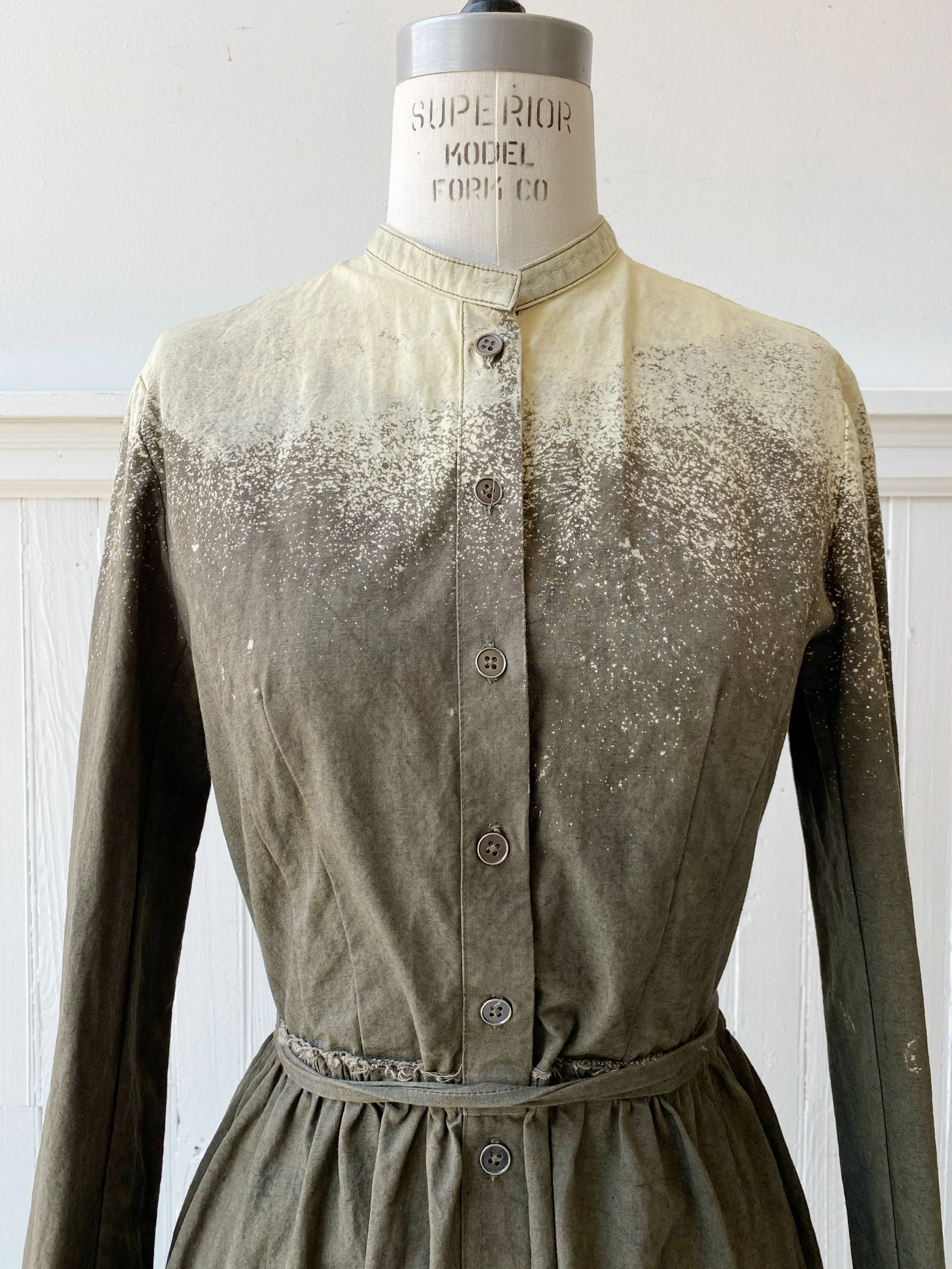 galaxy bleach worker dress in army