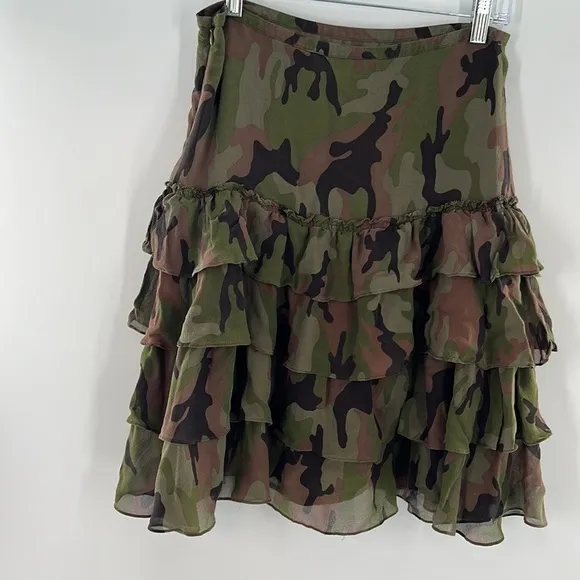 MICHAEL KORS CAMOUFLAGE RUFFLE SKIRT 100% SILK SIZE 6