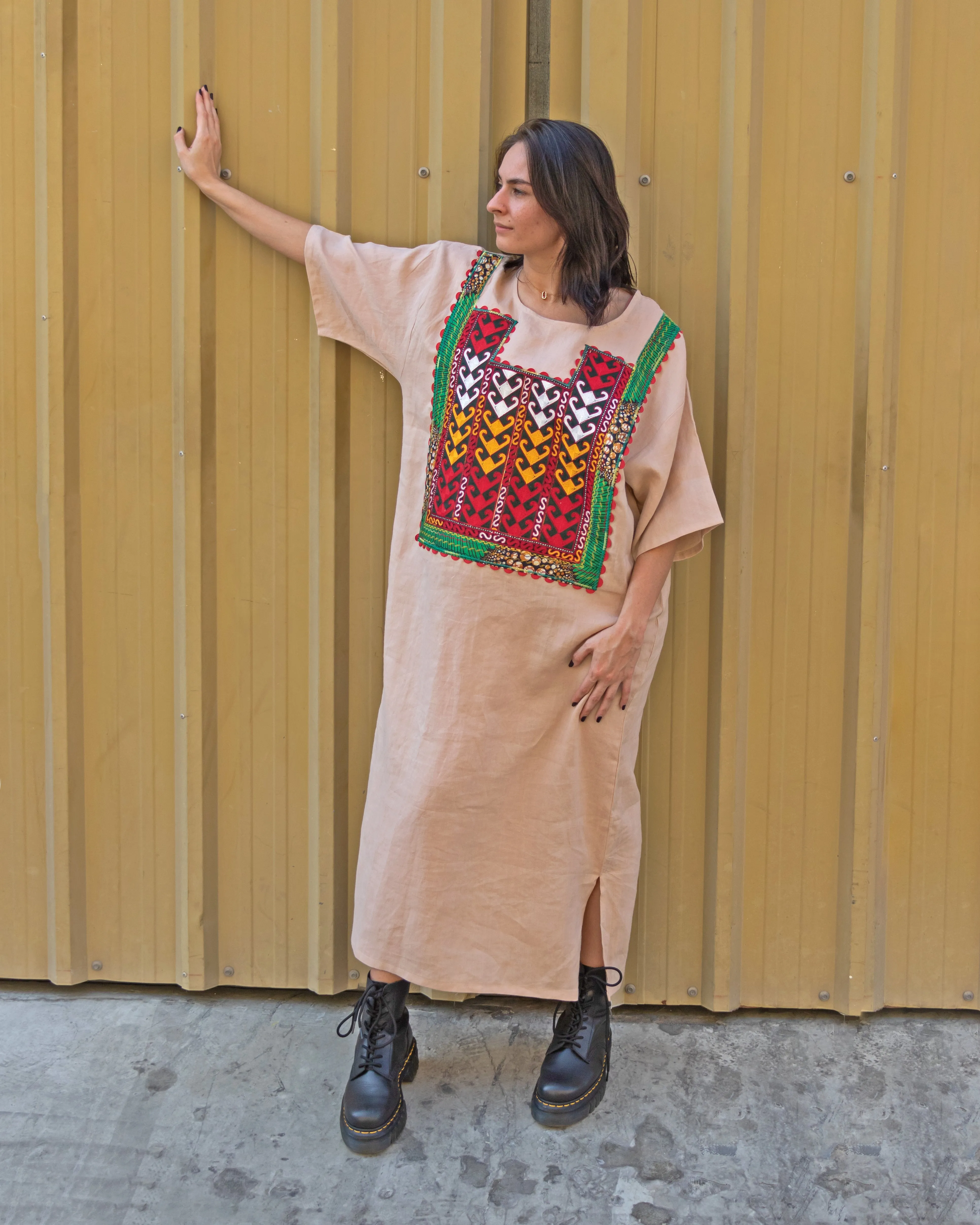 Nargis | Embroidered Linen Shift Dress