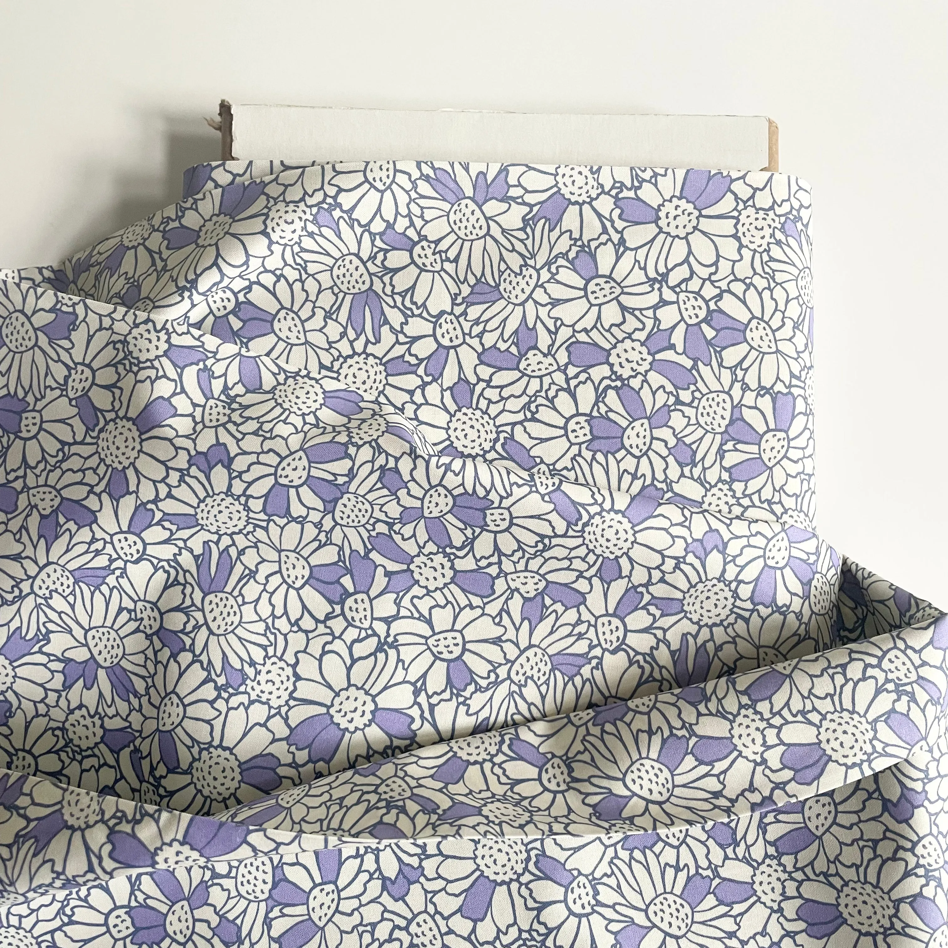 Paintbrush Studio : Pretty Petals - Purple