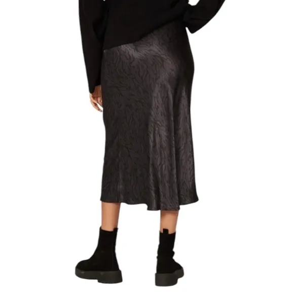 Rails Slip Midi Skirt in Black Tiger Print Satin Size Small
