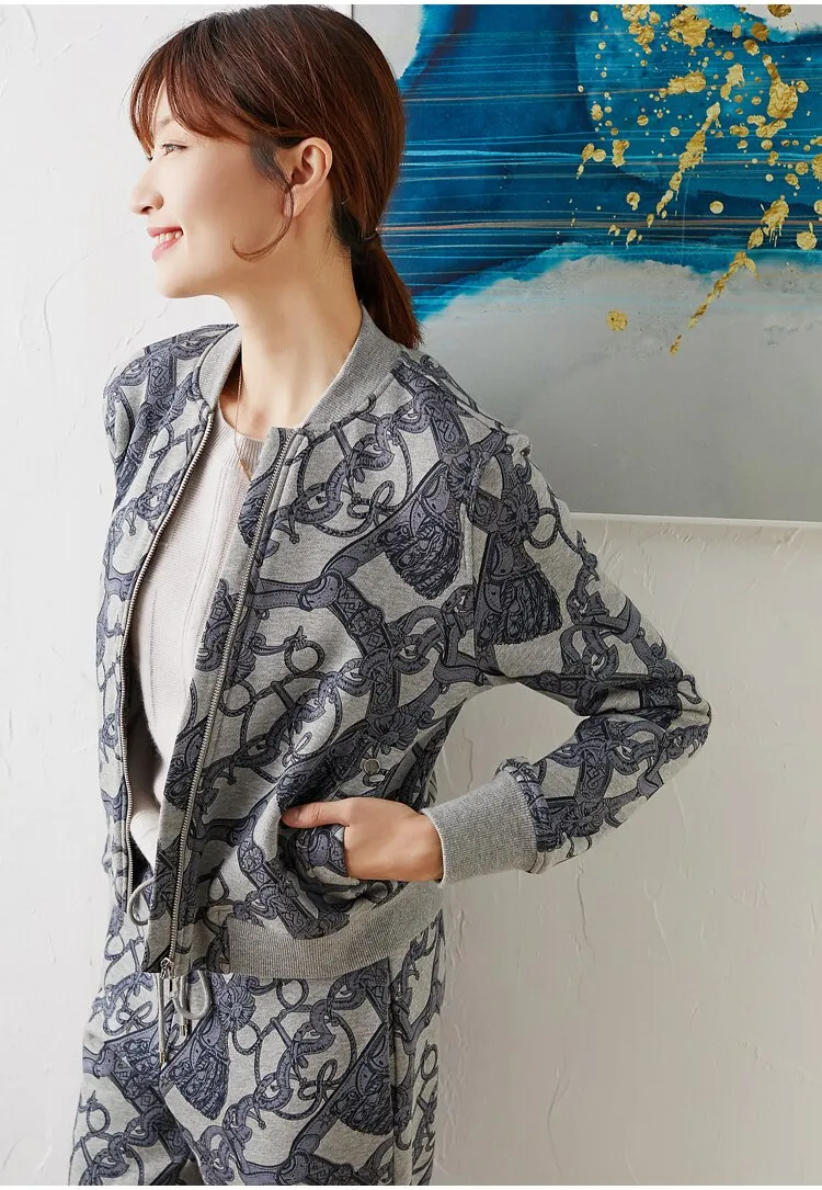 Retro printed Plush women loose set