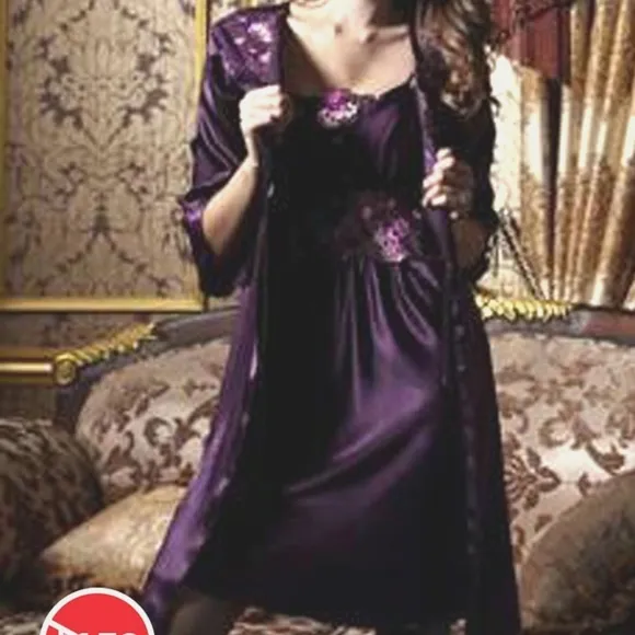 SALE NOW Beautiful Silky Satin 2 Piece Elegant Night Slip and Kimono Robe