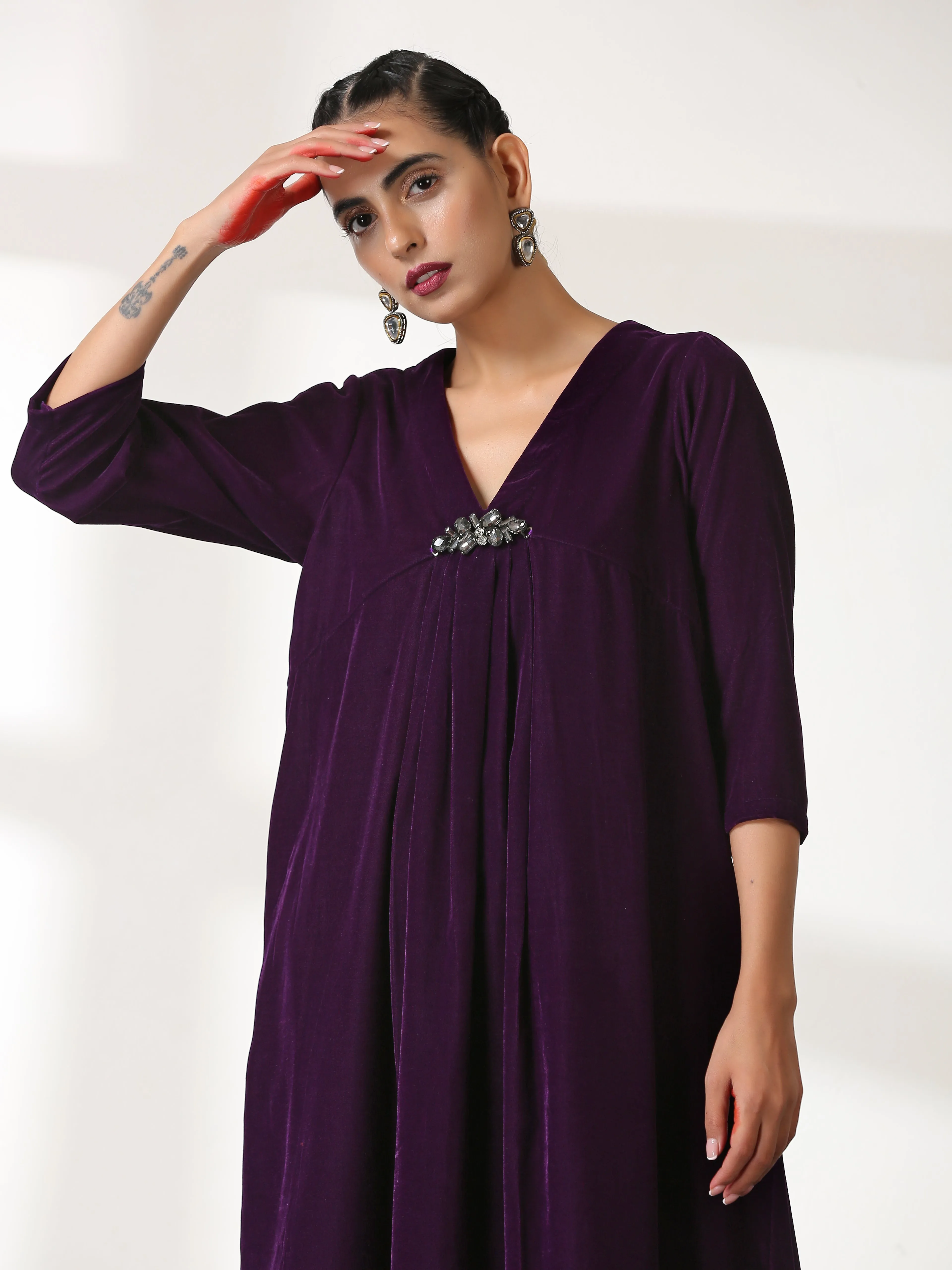 SET - Plush Velvet Top & Bottom with Glass Brooch