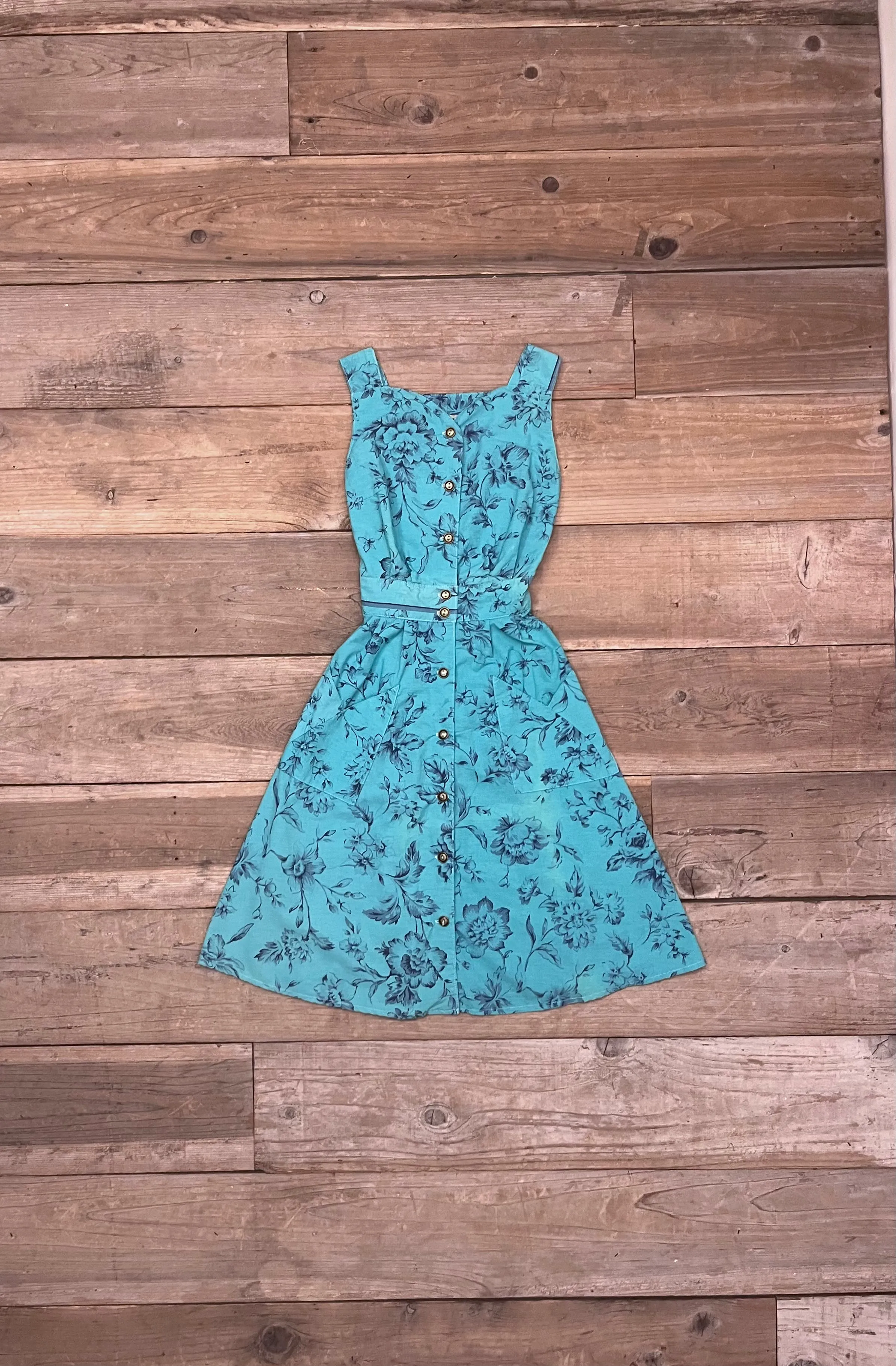 Sheet Dress in One of a Kind in X Small