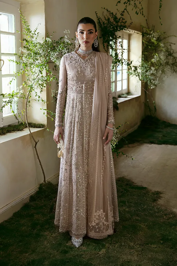 SUFFUSE | FREESHIA RTW '23 | LAELA