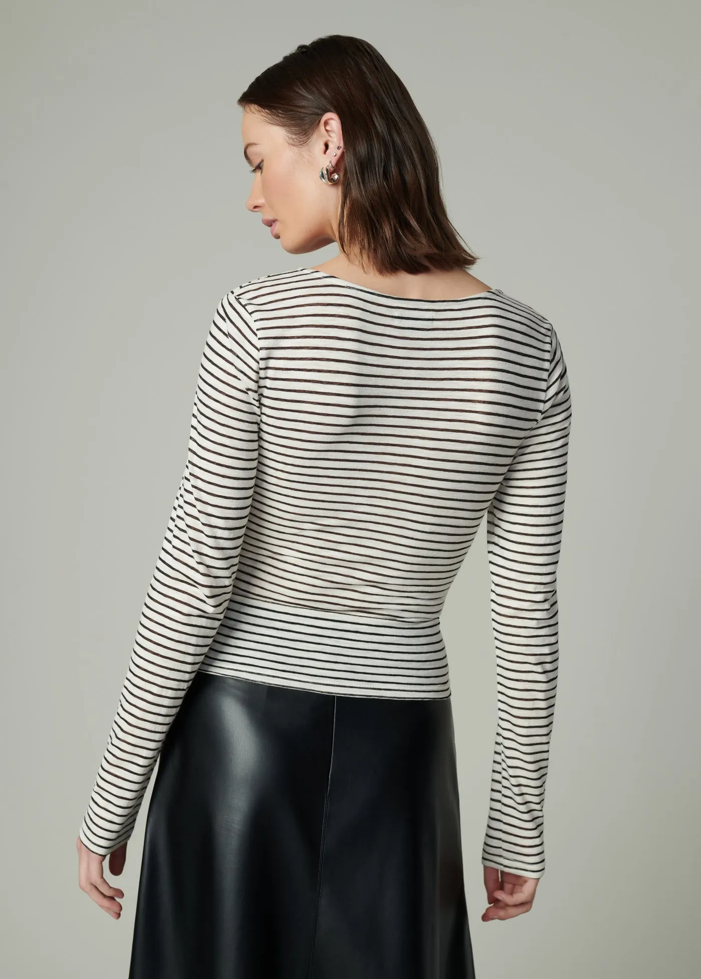 THE AVA STRIPE TWIST V NECK TOP