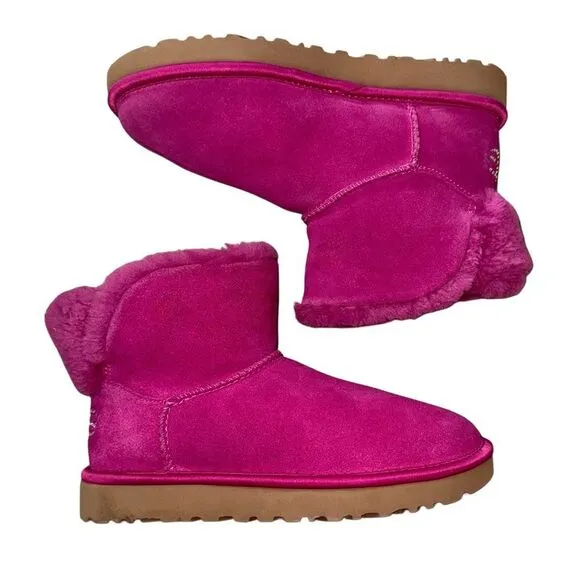 UGG Classic Bling Mini Swarovski Crystal Logo Suede Sheepskin Ankle Boots Size 7