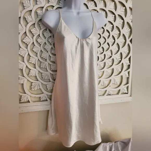 Victoria's Secret White Slip Dress Nightie Size Large