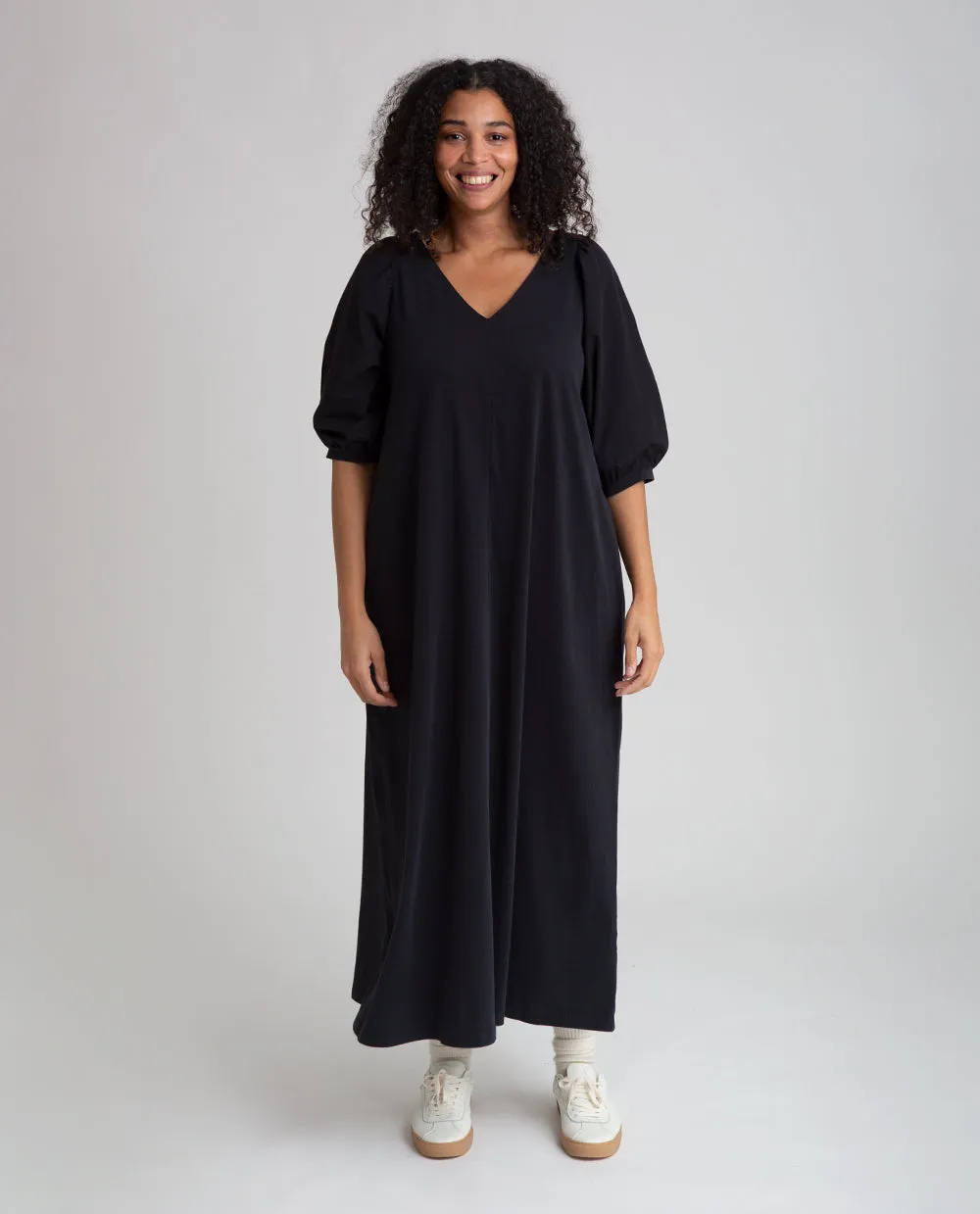 Wilhelmina Organic Cotton Dress In Black