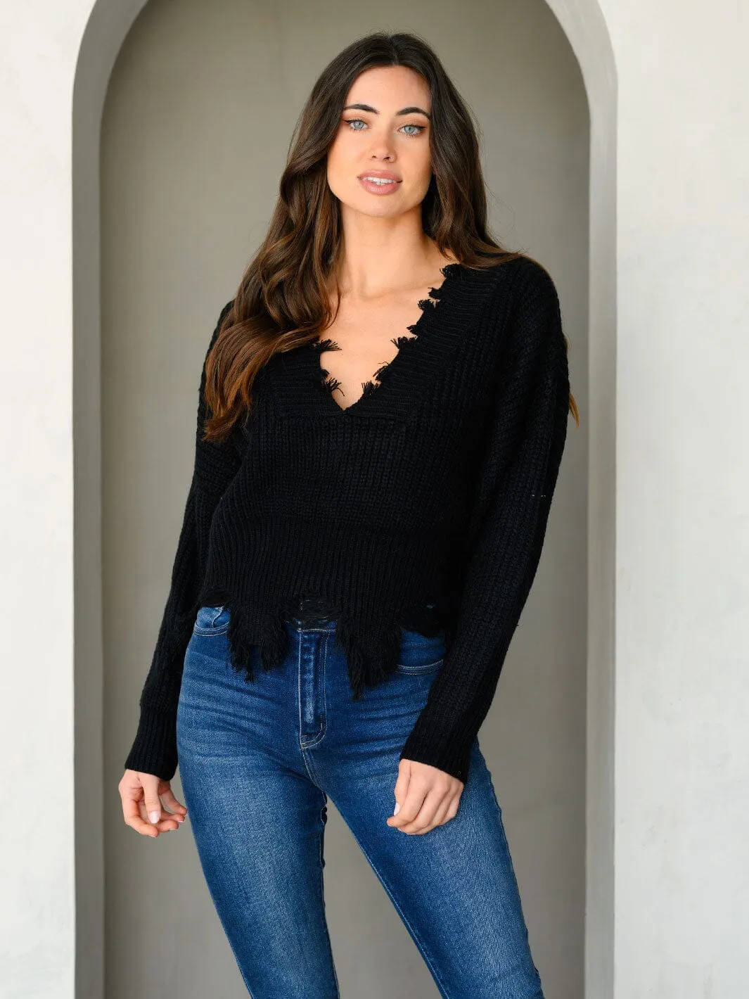 WOMEN'S LONG SLEEVE V-NECK PULLOVER SWEATER