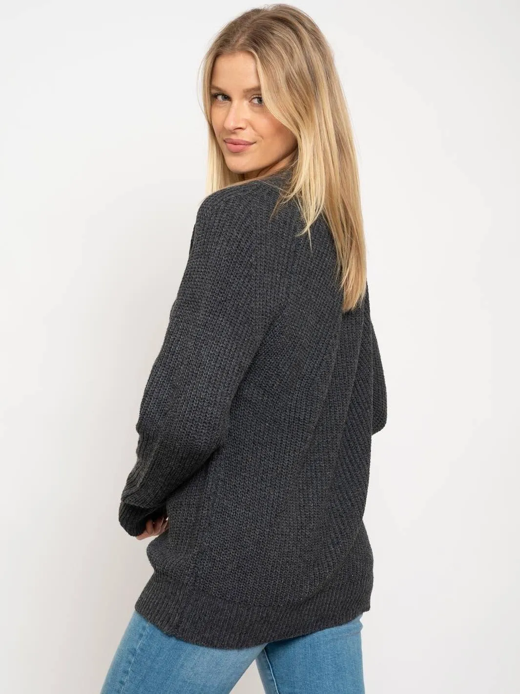 WOMEN'S ROUND NECK SWEATER