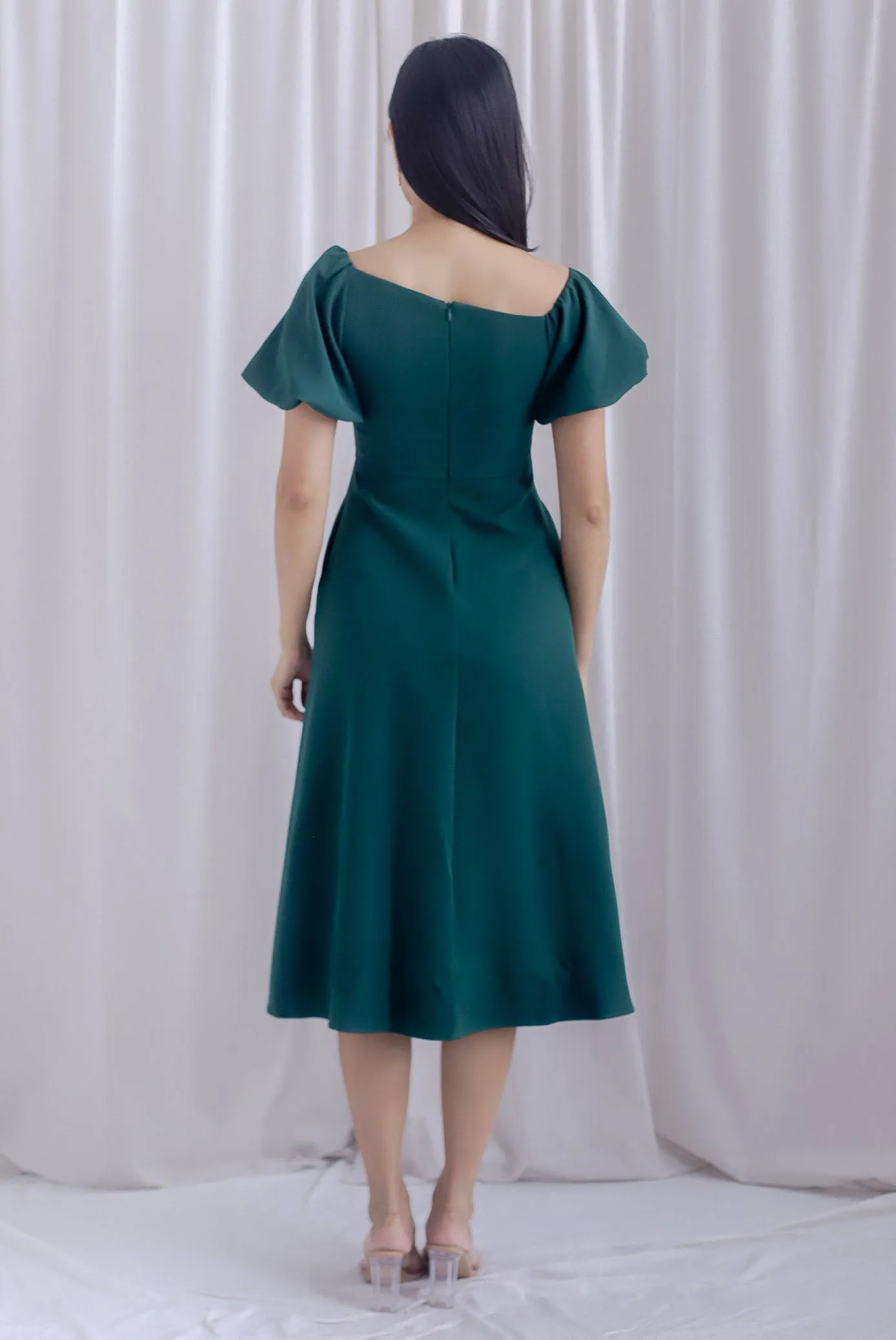 Zendaya Asymm Neckline Puffy Sleeve Dress In Forest Green