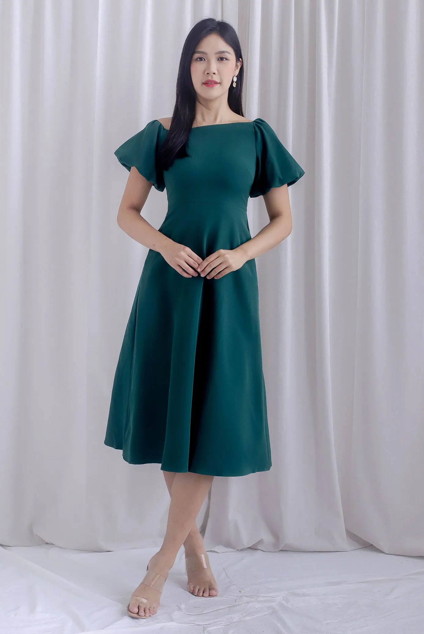 Zendaya Asymm Neckline Puffy Sleeve Dress In Forest Green